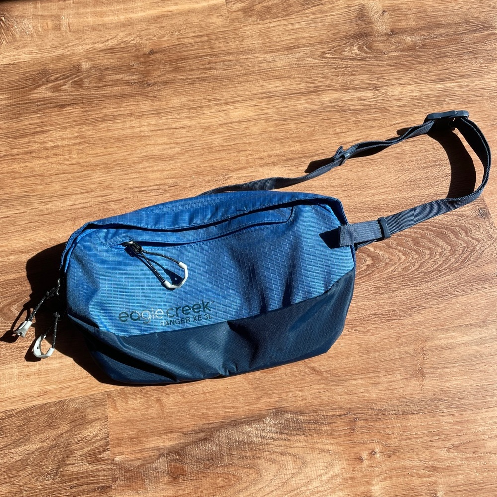 Eagle Creek Ranger XE 3L Hiking Fanny Hip Pack Blue Ripstop Outdoor Travel - Picture 1 of 9